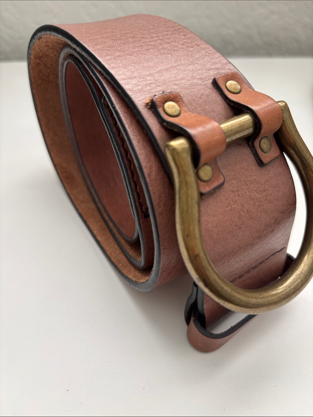 Banana Republic XS Classic Brown Leather Belt with Antiqued Brass Buckle